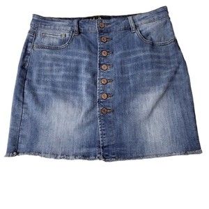EUC Indigo Rein women's distressed mini jeans skirt, 11/29, blue